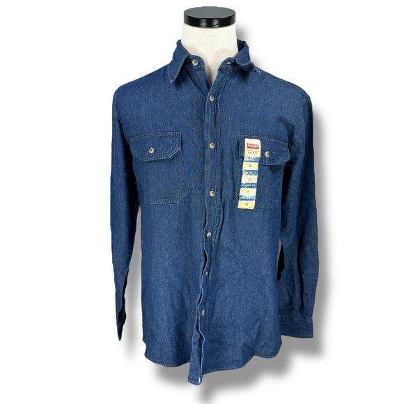 Wrangler Denim Shirt Men’s Medium Blue Cotton Long Sleeve Relaxed Button-Up New - Picture 1 of 10